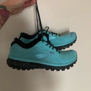 Brooks Ghost 12 running shoes